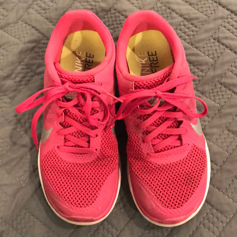Nike after Run Hot Pink Size 8.5